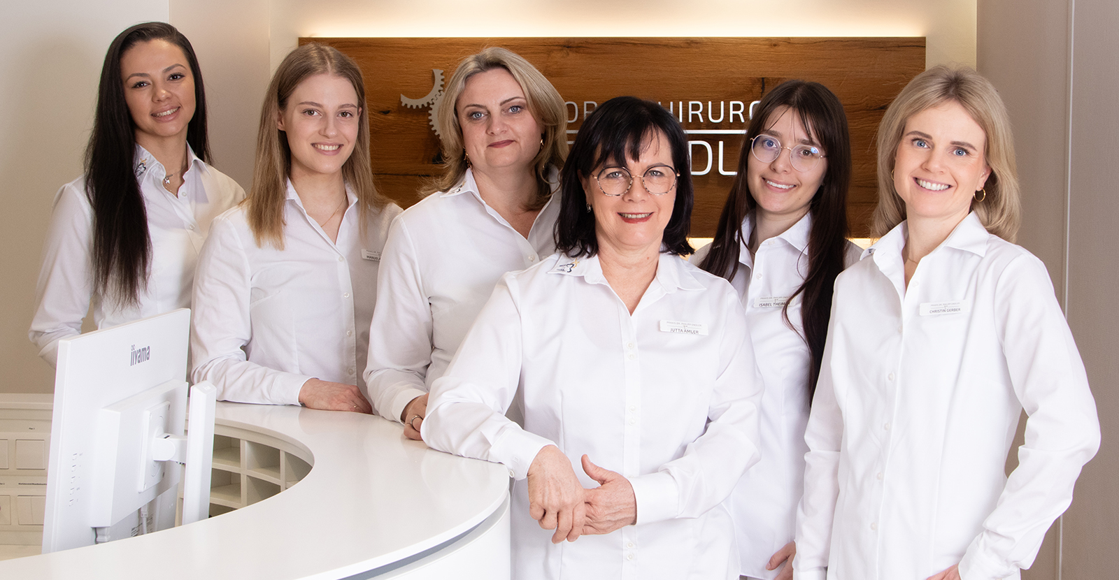 Dr. med. dent. hilipp Endler - Fachzahnarzt für Oralchirurgie in Crailsheim